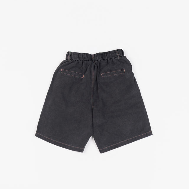 Relax Fit Pleated Shorts