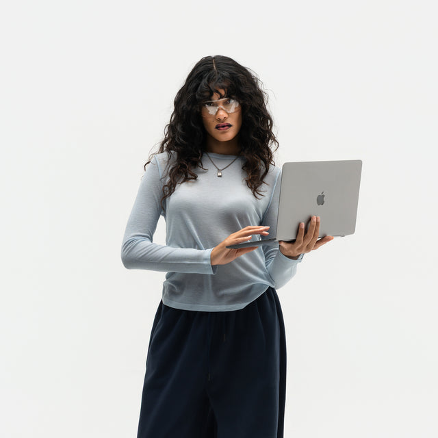 Air Light Wool Blend Top