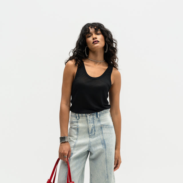 Sleeveless Air Dual Top