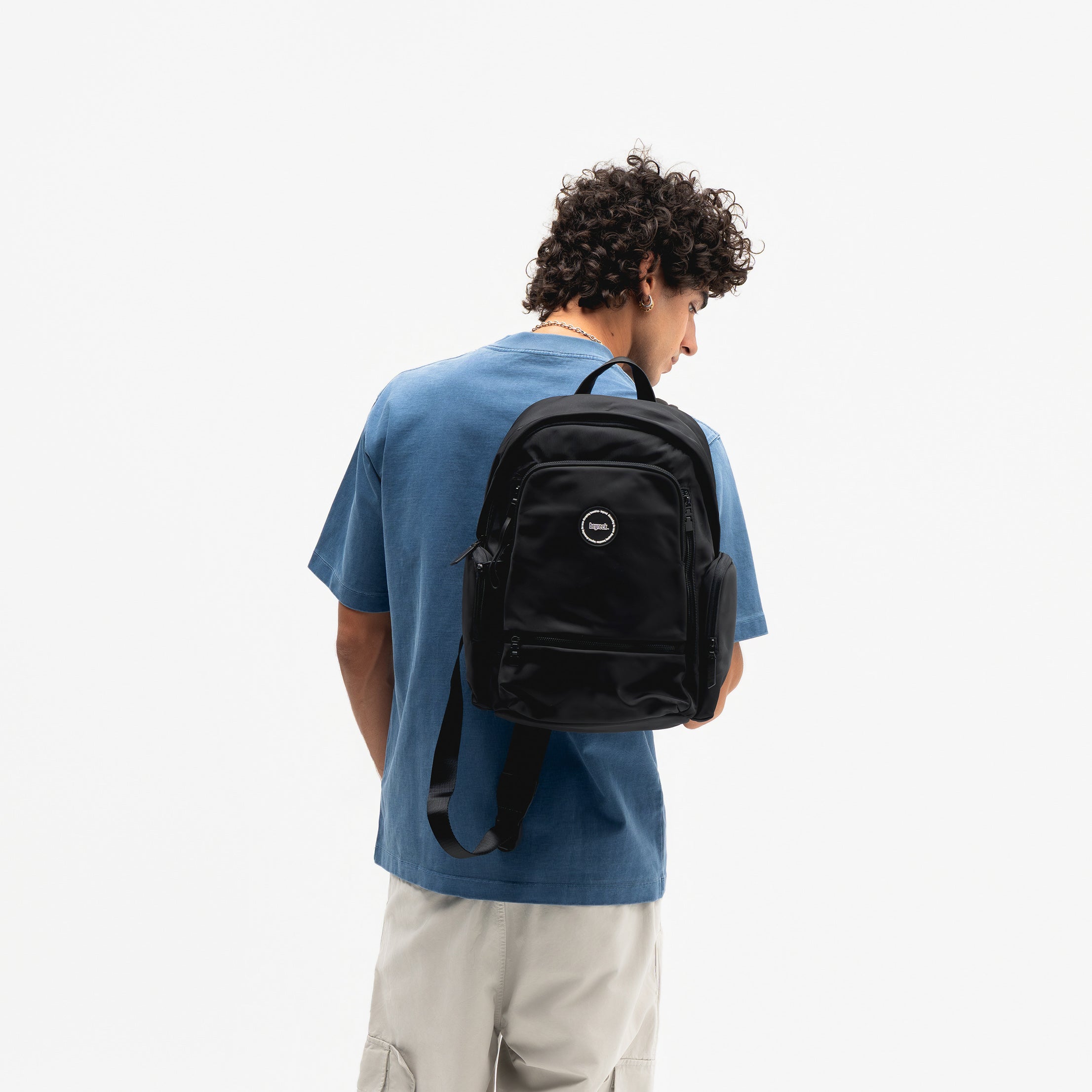 Essential Black Backpack – Beyreck